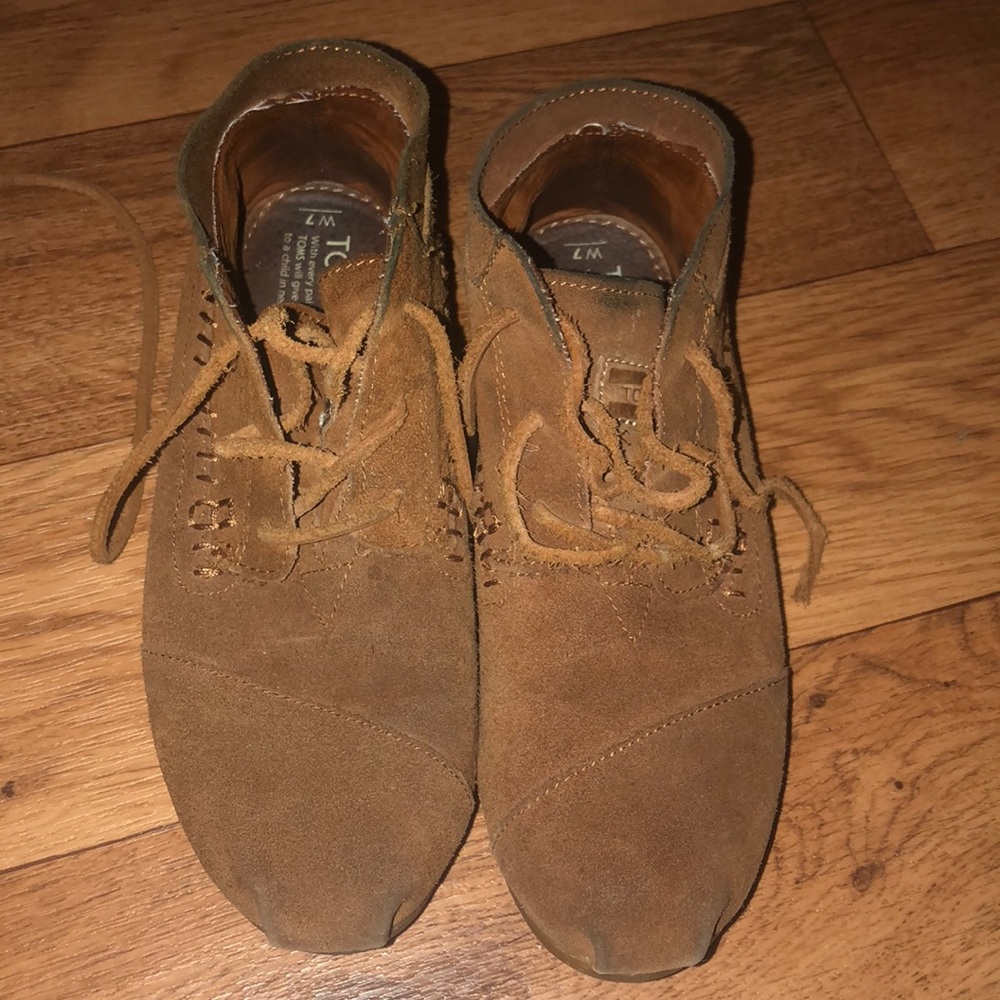 Toms shoes
